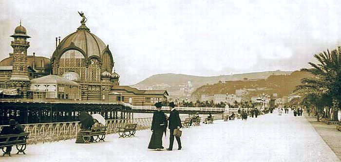 L'ancien casino de Nice au bord de la promenade des anglais