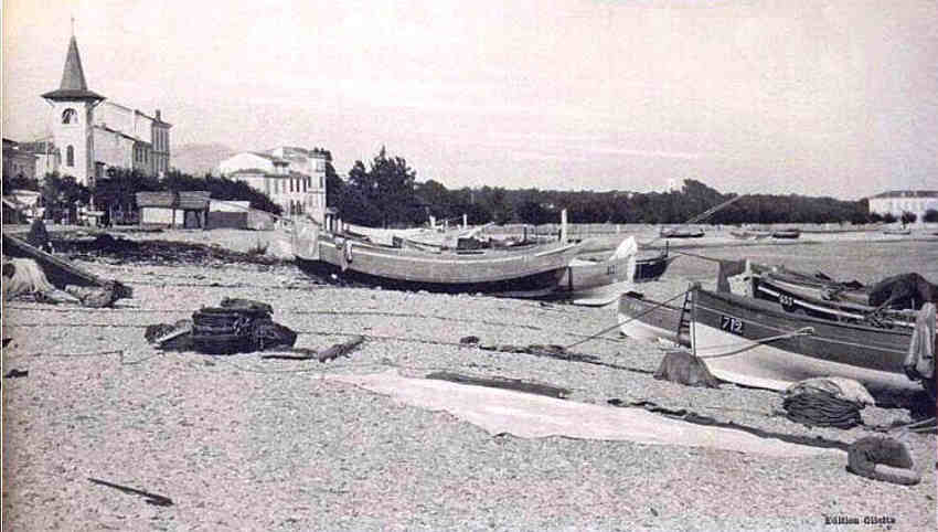 La  plage &agrave; Cros-de-Cagnes  ann&eacute;es 1930 - 40