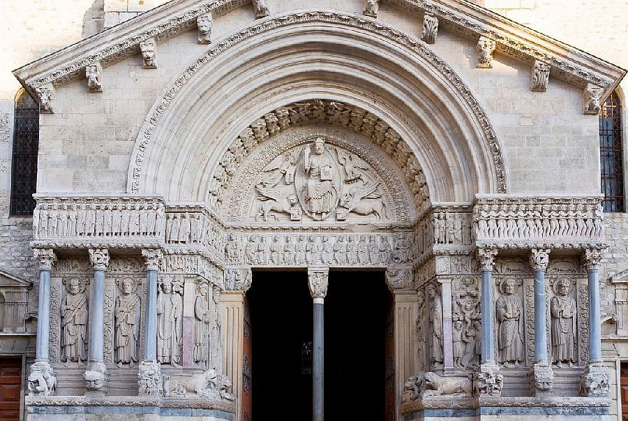St-Trophine Arles