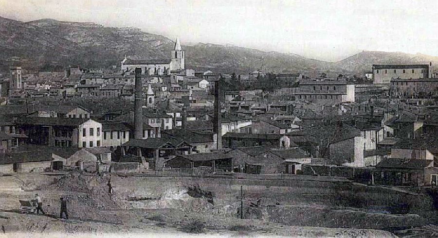 usines de c&eacute;ramique &agrave; Aubagne ann&eacute;e 1930