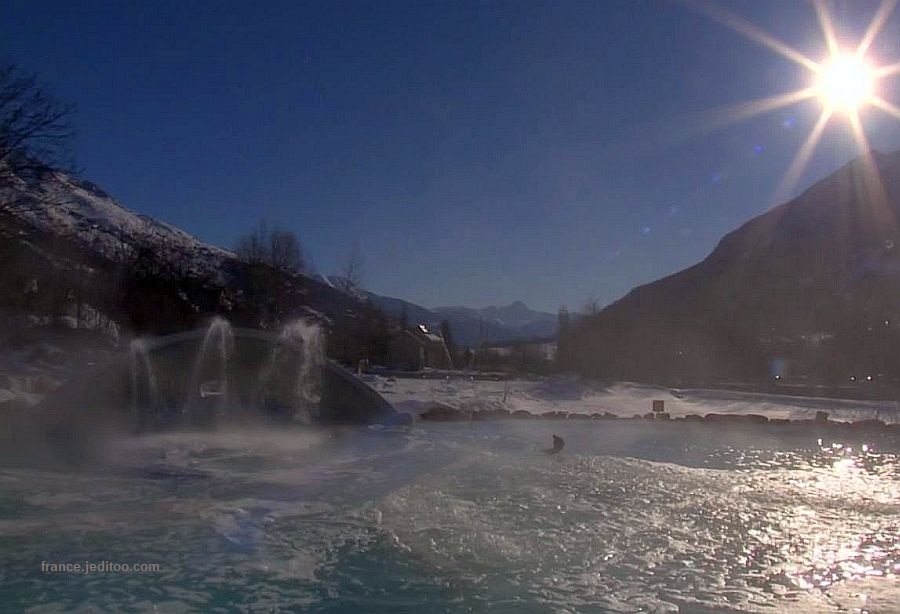 Grands  bains de Mon&ecirc;tier