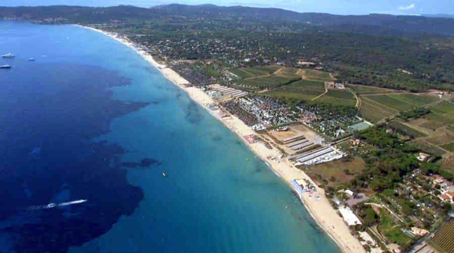 La plage de Pampelone &agrave; St-Tropez