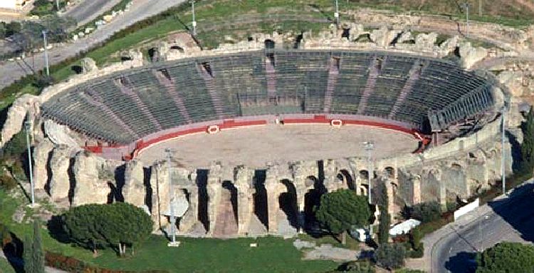 Ar&egrave;nes de Fr&eacute;jus