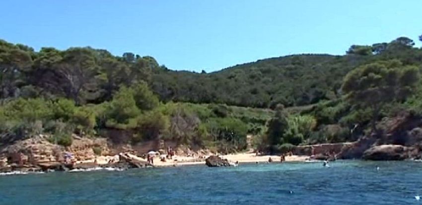 PLage naturiste, &icirc;le du Levant