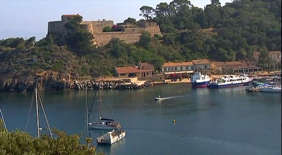 Fort du Moulin au-dessus de Port-Cros