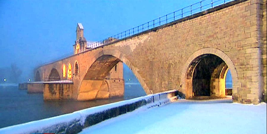 pont d'Avignon sous la neige