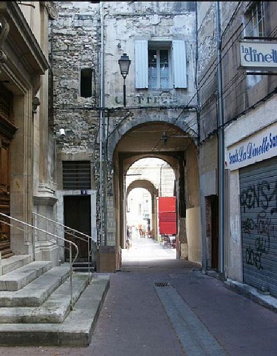 Portaalet de la Calandre &agrave; Avignon