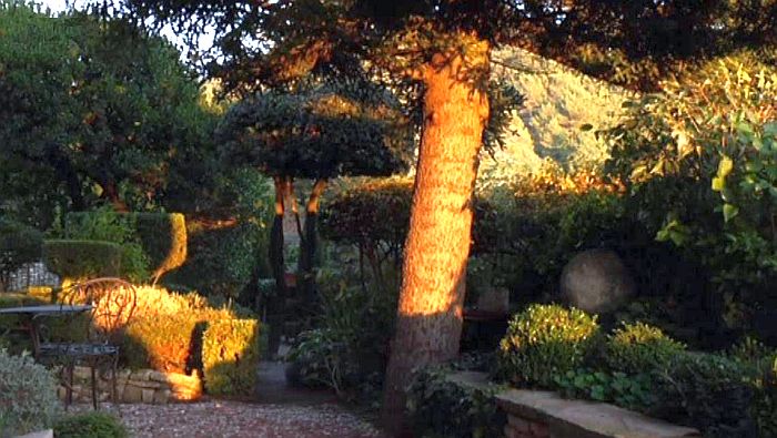 jardin de  la Louve &agrave; Bonnieux