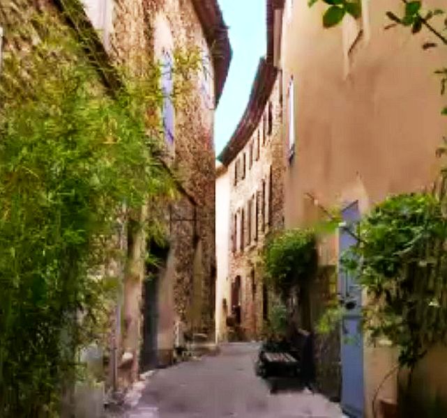 rue de Lourmarin
