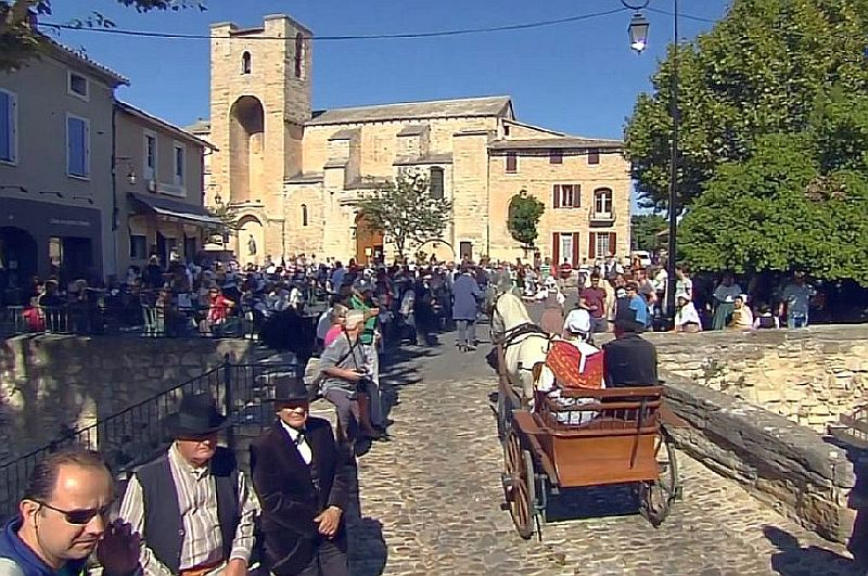 f&ecirc;te du patrimoine &agrave; Pernes-les-Fontaines 