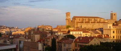 vue &eacute;glise et  citadelle, Cannes