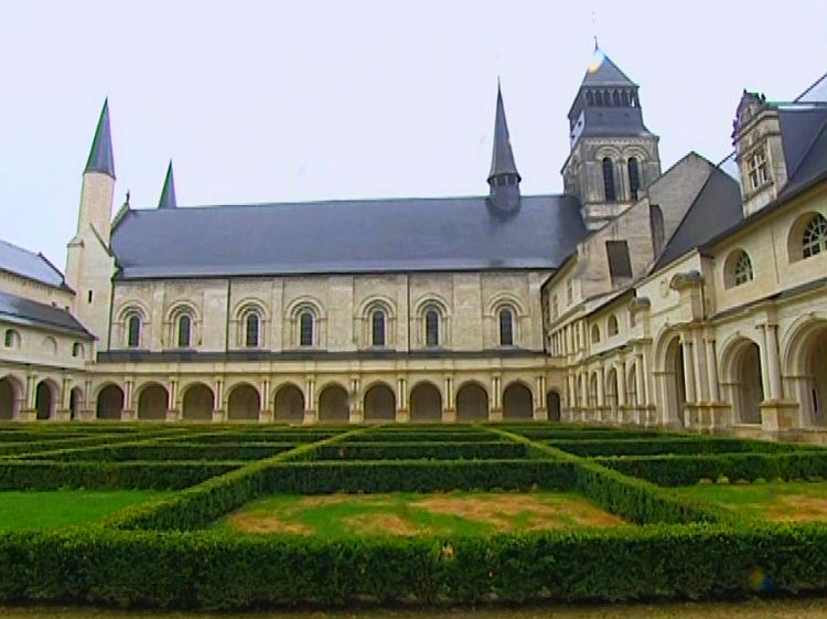 Cloitre de l'abbaye de Fontevraud