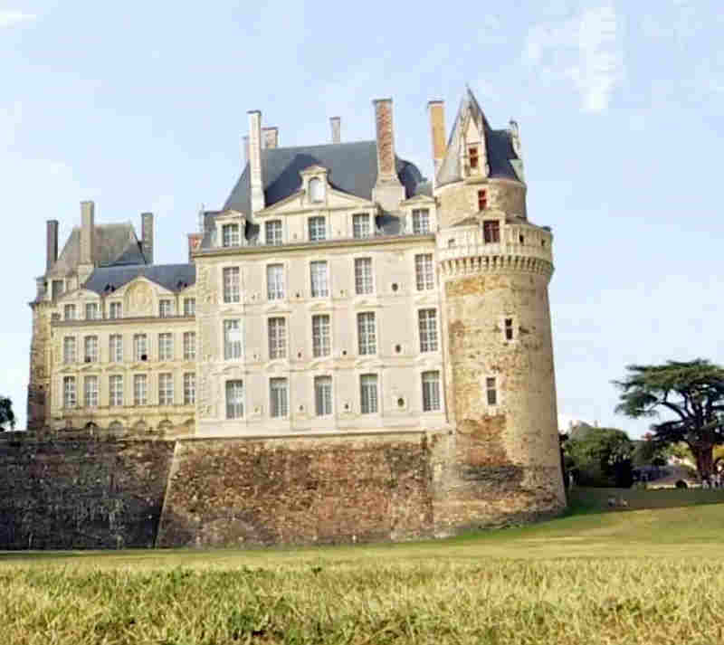Brissac castle