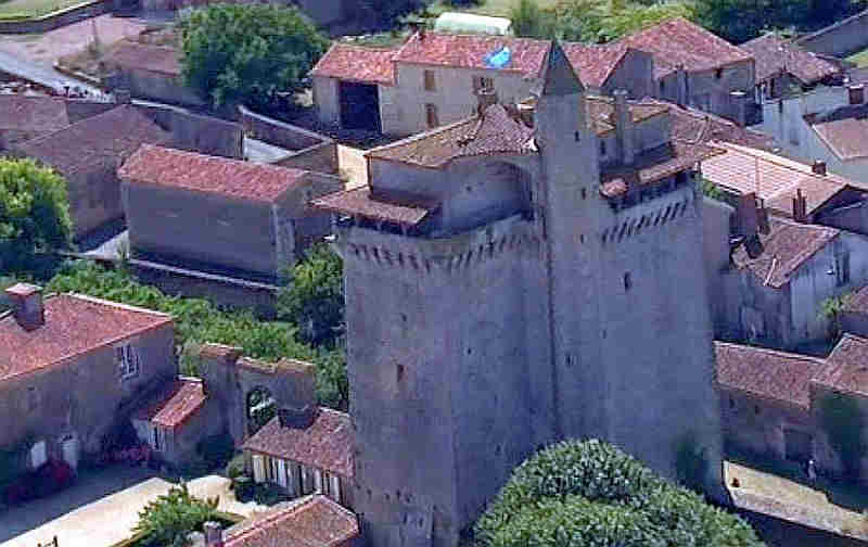 Donjon de Bazocne-en-Pareds