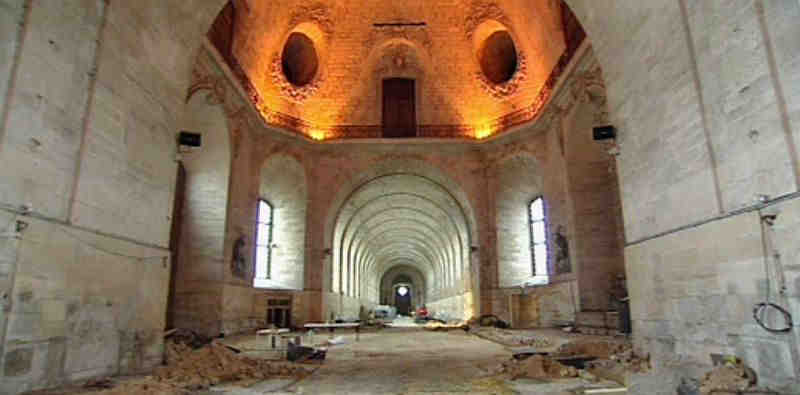 Int&eacute;rieur des Grandes Ecuries du ch&acirc;teau de Chantilly