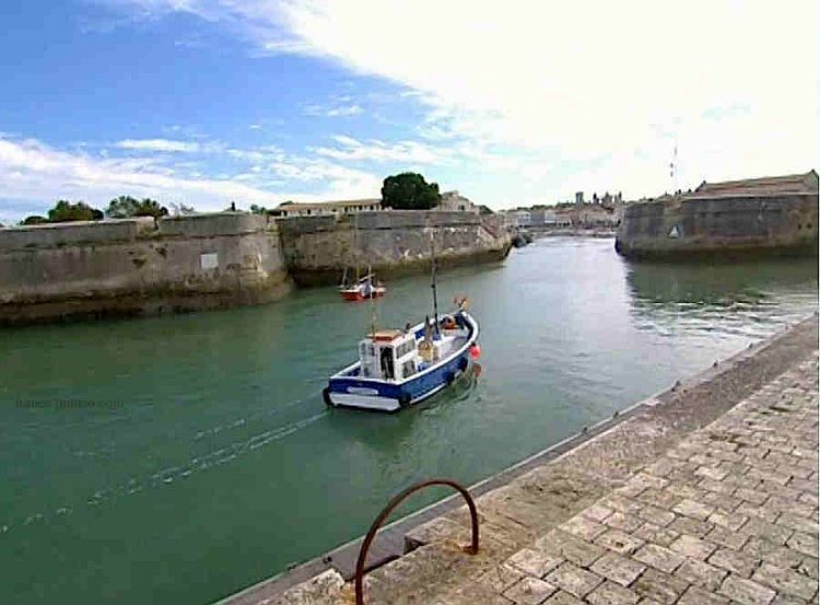 Entr&eacute;e du port de St-Martin de  R&eacute; 
