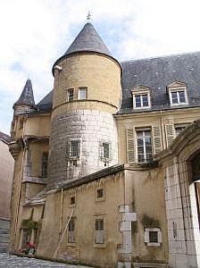 Tour du Palais Lesdigui&egrave;res