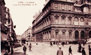 Bourse rue de la Republique