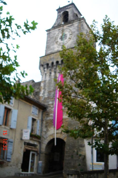 Tour de la porte du Tricot Grignan