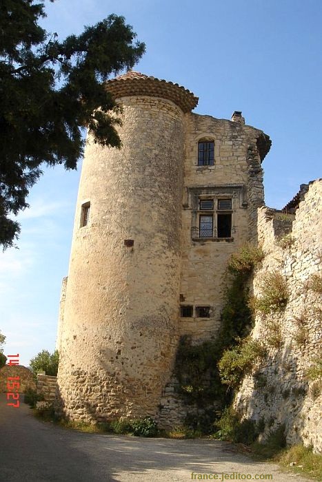 Ch&acirc;teau des Hospitaliers &agrave; Po&euml;t-Laval