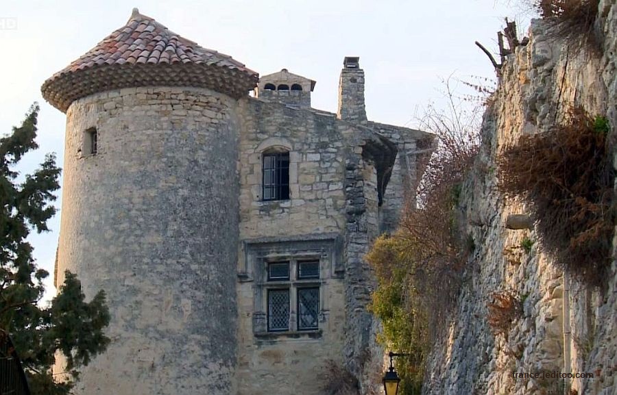 Ch&acirc;teau des Hospitaliers &agrave; Po&euml;t-Laval