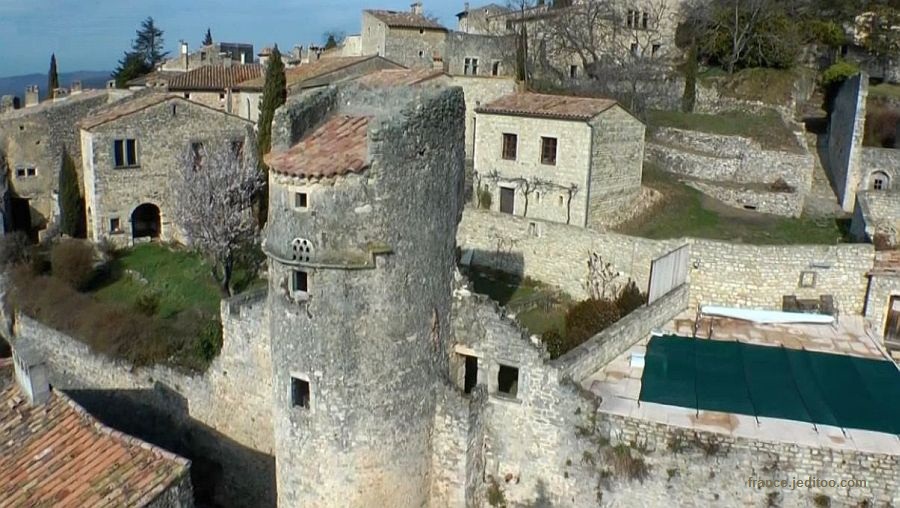 maisons du Po&euml;t-Laval