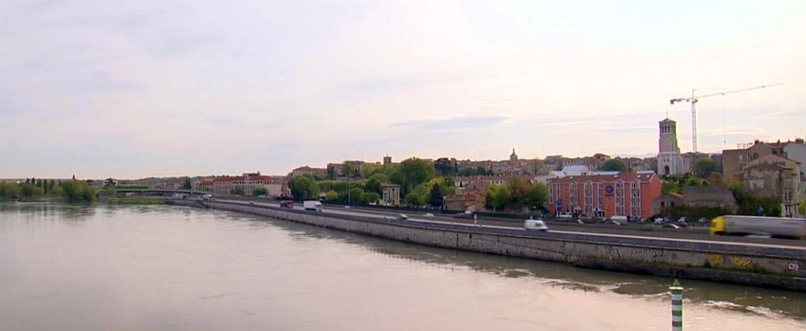 les quais du Rh&ocirc;ne &agrave; Valence