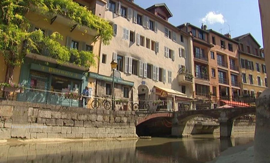 Quais de la Thiou à Annecy