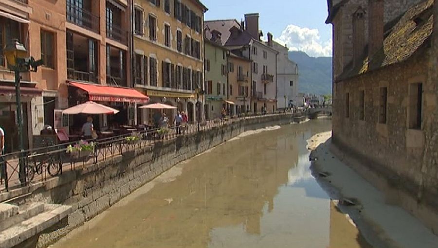 la Thiou et la vieille prison, à Annecy