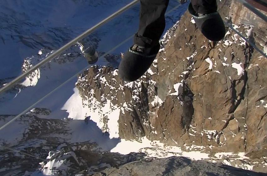 Le saut dans le  vide, pic du Midi