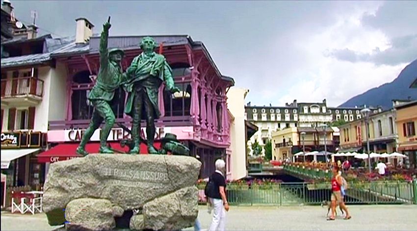 Statue de Balmat et Saussure &agrave; CHamonix