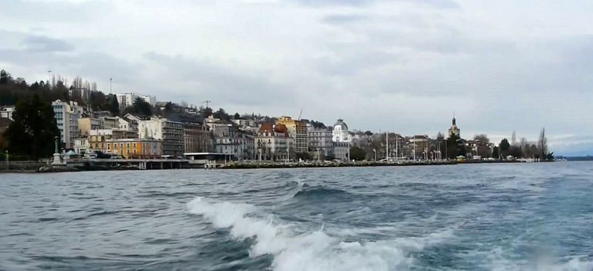 Evian et le port de laisance