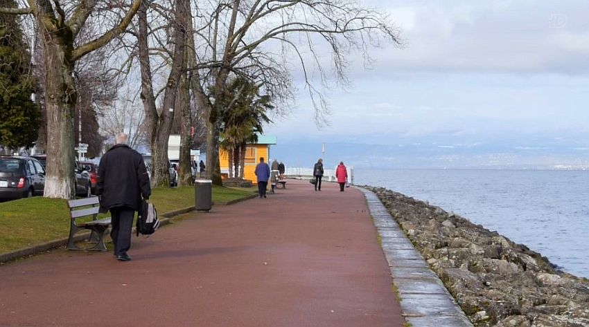 promenade du lac &agrave; Evian