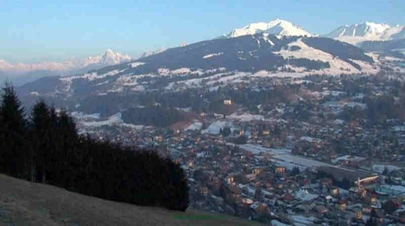 Vue de Meg&egrave;ve